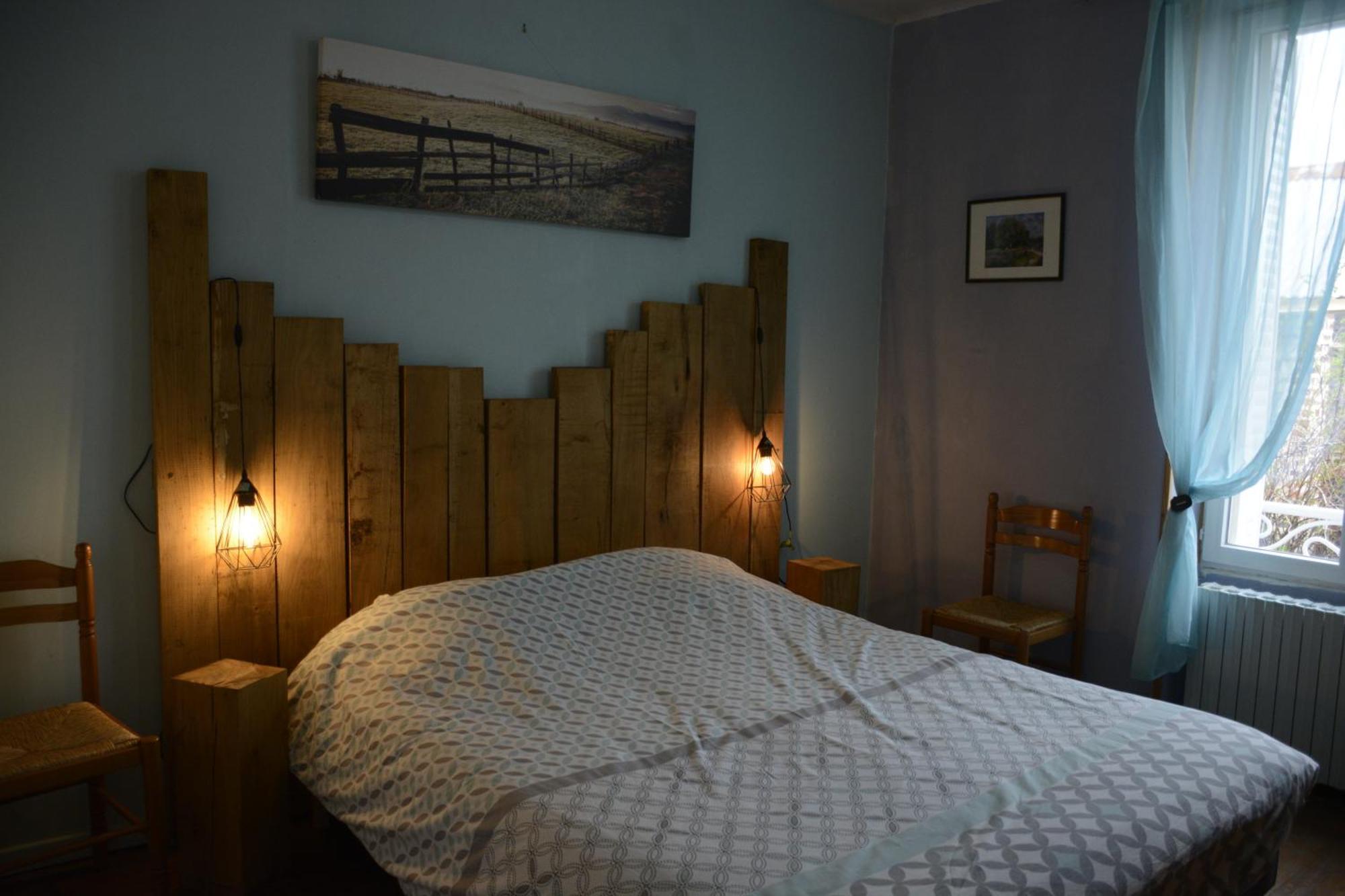 Gite Meuble Anost Buitenkant foto
